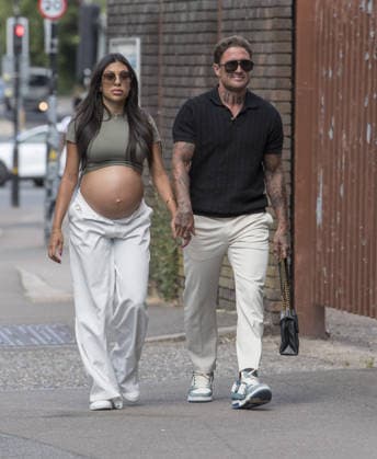 Stephen Bear 06.08.2026. Stephen Bear arrives at Chelmsford crown court with his pregnant wife, Miami.  Copyright: xAndrewxStyczynskix NINTCHDBPICT001099714992
