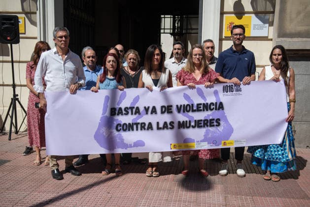 Minute of Silence for the Femicides of Two Women in Asturias and Murcia The Government Subdelegate for the Community of Madrid, Pilar Trinidad Núnez, during a minute of silence for the femicides of two women in Asturias and Murcia, allegedly resulting from gender-based violence, on August 7, 2026, in Madrid, Spain. In Asturias, the victim was a 50-year-old woman, allegedly murdered by her 49-year-old ex-partner. Meanwhile, in Murcia, the victim was a 44-year-old woman, allegedly murdered by her 38-year-old ex-partner. The victim had a minor daughter. Both cases occurred on August 5, and there had been previous reports of gender-based violence. AUGUST 7, 2026 Fernando Sá Madrid, Madrid, Spain  Copyright: xFernandoxSanchezx 7704862