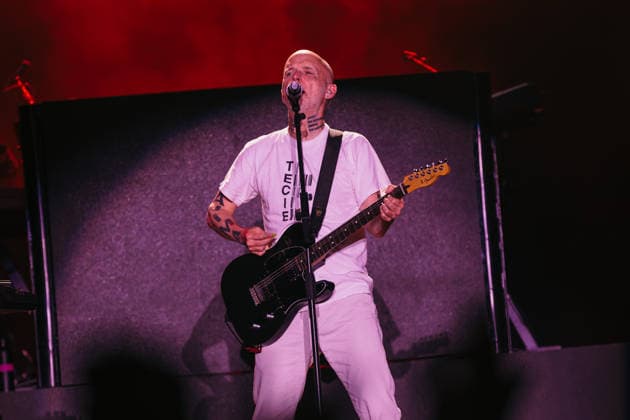 06.08.2026, Tartu. Moby performed a live show at the Tartu Song Festival Grounds, celebrating the 25th anniversary of his iconic album Play. Photo: Dmitri Kotjuh Järva Teataja Tartu Tartumaa Estonia 2DK06AUG26F148  Copyright: xDmitrixKotjuhx Moby
