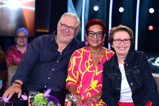 Boris Rogosch, Gretta Guilarte und Helga Mandel zu Gast bei der NDR Talk Show am 7.08.2026 in Hamburg Boris Rogosch, Gretta Guilarte and Helga Mandel during the NDR Talk Show at NDR Studios on August 7, 2026 in Hamburg, Germany NDR Talk Show am 7.08.2026 in Hamburg *** Boris Rogosch, Gretta Guilarte, and Helga Mandel appeared as guests on the NDR Talk Show on August 7, 2026, in Hamburg. Boris Rogosch, Gretta Guilarte, and Helga Mandel during the NDR Talk Show at the NDR Studios on August 7, 2026, in Hamburg, Germany NDR Talk Show on August 7, 2026, in Hamburg 