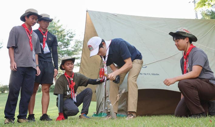Prince Hisahito joins boy scout event in western Japan Japanese Prince Hisahito (2nd from R) sets up a tent during the 19th Nippon Scout Jamboree in Jinsekikogen in Hiroshima Prefecture, western Japan, on Aug. 7, 2026. (Pool photo)  A14AA0005625348P