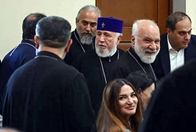 Armenia Church Trial 9218672 07.08.2026 Catholicos of All Armenians Karekin II is seen at the Armavir Region Court of First Instance in Echmiadzin, Armenia. Karekin II, the head of the Armenian Apostolic Church, and six other clerics are accused of failing to comply with a civil court order temporarily reinstating Bishop Arman Saroyan, who was defrocked by the Church after joining Prime Minister Nikol Pashinyan s anti-church campaign. Stringer Sputnik Ð Ð˜Ð ÐÐ¾Ð²Ð¾ÑÑ‚Ð¸ Yerevan Armenia  Copyright: xStringerx
