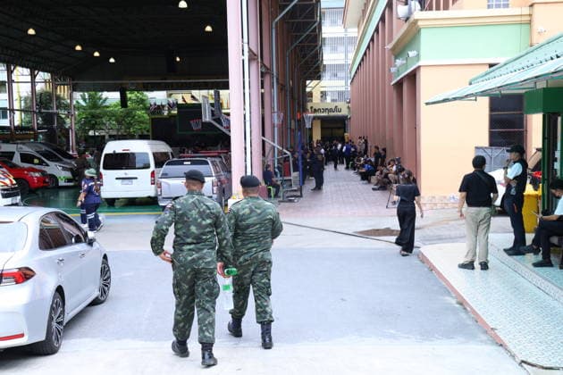 (260807) -- NONTHABURI , Aug. 7, 2026 -- Law enforcement officers are on duty at Debsirin Nonthaburi School in Nonthaburi province, Thailand, Aug. 7, 2026. Thai Prime Minister Anutin Charnvirakul said on Friday afternoon that eight people were confirmed dead, including the gunman and his grandparents, and over 30 people were injured, with nine in critical condition, as a gunman opened fire at a school and home in Nonthaburi province earlier the day. Local police were notified around 10 a.m. local time after a gunman opened fire at Debsirin Nonthaburi School in the Bang Kruai district of Nonthaburi province on the northwestern outskirts of Bangkok. Anutin also said such an incident must not be allowed to happen again, noting that the govern 