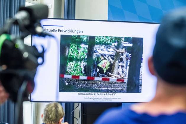 August 11, 2026, Munich, Bavaria, Germany: The Bavarian Verfassungsschutz (Secret Service, Office for the Protection of the Constitution) released its half-year report detailing the current threats to Bavaria and the country. The latest threats includes upticks in espionage, saboteurs, Islamist extremism and terror, as well as movements that seek to split society. Recent cases, such as the CSD attack in Berlin and the drone with explosives found at a Leipzig airport, have raised alert and readiness levels against all threats. Munich Germany - ZUMAb160 20260811_abp_b160_002 Copyright: xSachellexBabbarx