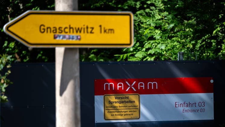 07.08.2026, Deutschland,Sachsen, Doberschau-Gaußig: Blick auf das Maxam-Werk in Schlungwitz. Der Betrieb wurde vom Rüstungshersteller Czechoslovak Group (CSG) gekauft. *** August 7, 2026, Germany, Saxony, Doberschau: A view of the Maxam plant in Schlungwitz. The plant was acquired by the defense contractor Czechoslovak Group (CSG).
