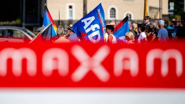 07.08.2026, Deutschland,Sachsen, Doberschau-Gaußig: Der AfD-Landtagsabgeordnete Frank Peschel hat eine Protestkundgebung angekündigt am Maxam-Werk organisiert. Das Werk wurde vom Rüstungshersteller Czechoslovak Group (CSG) gekauft. Peschel will gegen die Militarisierung unseres Landes demonstrieren. *** August 7, 2026, Germany, Saxony, Doberschau-Gaußig: Frank Peschel, a member of the state parliament for the AfD, has announced a protest rally to be held at the Maxam plant. The plant was purchased by the defense contractor Czechoslovak Group (CSG). Peschel intends to demonstrate against the militarization of our country.