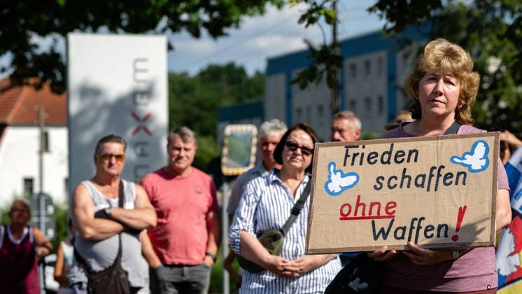 07.08.2026, Deutschland,Sachsen, Doberschau-Gaußig: Der AfD-Landtagsabgeordnete Frank Peschel hat eine Protestkundgebung angekündigt am Maxam-Werk organisiert. Das Werk wurde vom Rüstungshersteller Czechoslovak Group (CSG) gekauft. Peschel will gegen die Militarisierung unseres Landes demonstrieren. *** August 7, 2026, Germany, Saxony, Doberschau-Gaußig: Frank Peschel, a member of the state parliament for the AfD, has announced a protest rally to be held at the Maxam plant. The plant was purchased by the defense contractor Czechoslovak Group (CSG). Peschel intends to demonstrate against the militarization of our country.