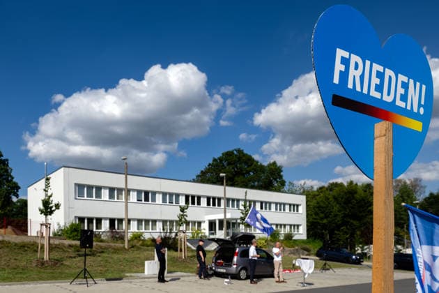 07.08.2026, Deutschland,Sachsen, Doberschau-Gaußig: Der AfD-Landtagsabgeordnete Frank Peschel hat eine Protestkundgebung angekündigt am Maxam-Werk organisiert. Das Werk wurde vom Rüstungshersteller Czechoslovak Group (CSG) gekauft. Peschel will gegen die Militarisierung unseres Landes demonstrieren. *** August 7, 2026, Germany, Saxony, Doberschau-Gaußig: Frank Peschel, a member of the state parliament for the AfD, has announced a protest rally to be held at the Maxam plant. The plant was purchased by the defense contractor Czechoslovak Group (CSG). Peschel intends to demonstrate against the militarization of our country.