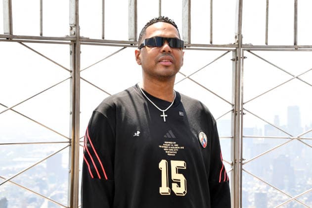 Entertainment Bilder des Tages NEW YORK, NY- AUGUST 7: Santiago Matias aka Alofoke, lights the Empire State Building to Celebrate the 2026 Dominican Day Parade on August 7, 2026 in New York City. Copyright: xmpi099 MediaPunchx