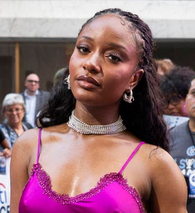 August 7, 2026, New York, Ny, United States: Ayra Starr performs at The Today Show 2026 Citi Concert Series. Held at Rockefeller Plaza in New York. Zuma Press August 7, 2026. New York United States - ZUMAp281 20260807_zea_p281_029 Copyright: xPhotoxImagexPressx