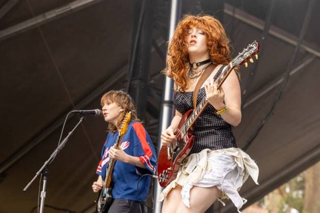 August 7, 2026, San Francisco, California, USA: AVA SCHROBILGEN and ELEANOR LIVINGINSTON of Die Spitz during Outside Lands Music Festival in San Francisco, California San Francisco USA  - ZUMAs135 20260807_zap_s135_077 Copyright: xDanielxDeSloverx