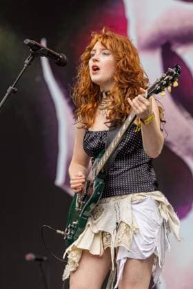 August 7, 2026, San Francisco, California, USA: ELEANOR LIVINGINSTON of Die Spitz during Outside Lands Music Festival in San Francisco, California San Francisco USA  - ZUMAs135 20260807_zap_s135_081 Copyright: xDanielxDeSloverx