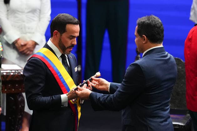 Abelardo de la Espriella sworn in as Colombia’s president in historic ceremony CALI, COLOMBIA – AUG. 7: President-elect Abelardo de la Espriella receives the presidential sash bearing the Colombian flag during the inauguration ceremony at the Carlos Andres Perez Galindo Arena of the Universidad Santiago de Cali in Cali, Colombia, on Aug. 7, 2026. De la Espriella assumes office as Colombia’s president for the 2026-2030 term. Andres Acero Anadolu Cali Colombia. Editorial use only. Please get in touch for any other usage.  Copyright: x2026xAnadoluxAndresxAcerox