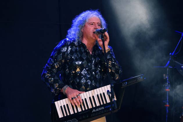 IPA87311533 - in the photo I Cugini di Campagna Tiziano Leonardi Nick Luciani Ivano Michetti e Silvano Michetti performing live in Giardinello for the Feast of the Most Holy Crucifix  Copyright: xAlbertoxLoxBiancox xx 87311533
