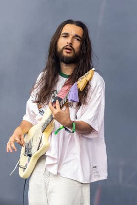 August 7, 2026, San Francisco, California, USA: JOSH MOBARAKI of English rock band Wet Leg during Outside Lands Music Festival in San Francisco, California San Francisco USA  - ZUMAs135 20260807_zap_s135_106 Copyright: xDanielxDeSloverx