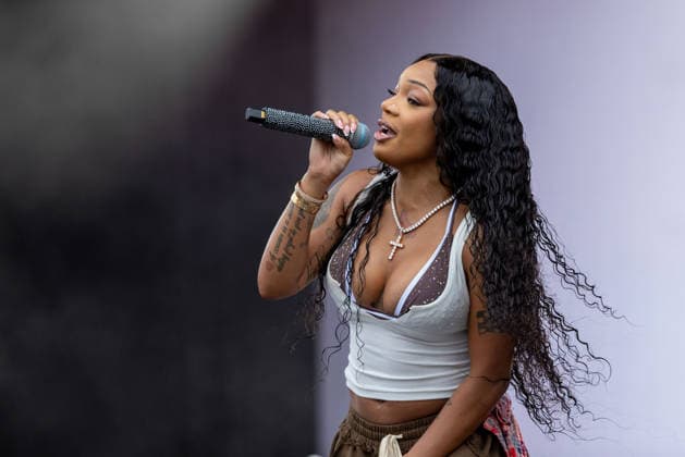 August 7, 2026, San Francisco, California, USA: Rapper GLORILLA (GLORIA WOODS) during Outside Lands Music Festival in San Francisco, California San Francisco USA  - ZUMAs135 20260807_zap_s135_139 Copyright: xDanielxDeSloverx