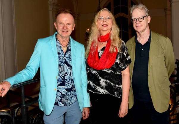 Poetentaler Preisträger Willy Astor, Kabarettist Poetentaler Preistraegerin Gunna Wendt. Schriftstellerin Poetentaler Preistraeger Manfred Eicher Musikproduzent Im Foto Stv. Christian Stolberg ECM Pressesprecher München 07.08.2026 Silbersaal Deutsches Theater Turmschreiber Bayerischer Poetentaler Verleihung Foto Muenchen *** Poetentaler Prize winner Willy Astor, cabaret artist and Poetentaler Award winner Gunna Wendt; author and Poetentaler Award winner Manfred Eicher, music producer; pictured: Deputy Christian Stolberg, ECM press spokesperson, Munich, August 7, 2026, Silbersaal, Deutsches Theater, Turmschreiber, Bavarian Poetentaler Award ceremonyPhoto: Munich