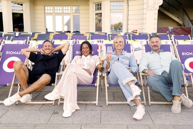 Johannes Hendrik Langer, Amy Mußul, Melanie Marschke und Simon Böer bei der SOKO Leipzig -Nacht bei den Filmnächten Leipzig 2026 auf der Galopprennbahn Scheibenholz. Leipzig, 07.08.2026 *** Johannes Hendrik Langer, Amy Mußul, Melanie Marschke, and Simon Böer at the SOKO Leipzig Night during the 2026 Leipzig Film Nights at the Scheibenholz Racetrack in Leipzig, August 7, 2026 Foto:xAgenturxWehnertx xZichyx xFuturexImagex soko_6811