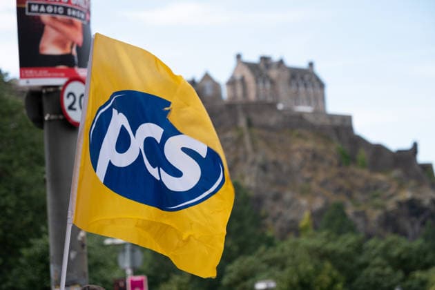 August 8, 2026, Edinburgh, Scotland, UK: Members of the Public and Commercial Services union at the National Galleries of Scotland have taken strike action during the Edinburgh Festival Fringe in a dispute over what the union describes as detrimental changes to working practices and a failure to consult. The union says the changes could make it harder for staff to take breaks, create difficulties in providing reasonable adjustments for disabled staff, and pose challenges for union representatives accessing facility time in affected roles. Edinburgh UK - ZUMAs357 20260808_zip_s357_016 Copyright: xCameronxScottx
