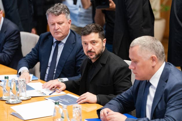 August 8, 2026, Belgrade, Central Serbia, Serbia: 202688, Belgrade, Serbia - Serbian President VUCIC ALEKSANDAR hosts Ukrainian President VOLODYMYR ZELENSKYY during his official visit to the Republic of Serbia at the Palace of Serbia. State delegations hold bilateral discussions as part of the official visit to the Republic of Serbia. Belgrade Serbia - ZUMAd223 20260808_zip_d223_024 Copyright: xMarkoxDimicx