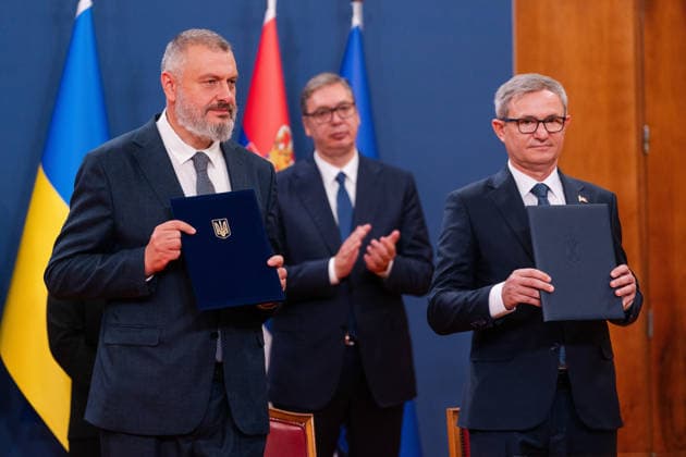 August 8, 2026, Belgrade, Central Serbia, Serbia: 202688, Belgrade, Serbia - Serbian President VUCIC ALEKSANDAR hosts Ukrainian President VOLODYMYR ZELENSKYY during his official visit to the Republic of Serbia at the Palace of Serbia. Ukrainian Ambassador to Serbia LITVINENKO OLEKSANDAR and Serbian Minister of Agriculture GLAMOCIC DRAGAN sign a Memorandum of Understanding. Belgrade Serbia  - ZUMAd223 20260808_zip_d223_028 Copyright: xMarkoxDimicx
