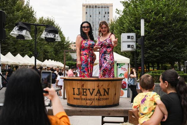 ARMENIA, YEREVAN - AUGUST 8, 2026: Women pose during the Siroooon Arm Fest festival celebrating the culture of Armenia in Seasons Park, central Yerevan. Alexander Patrin TASS  95905659