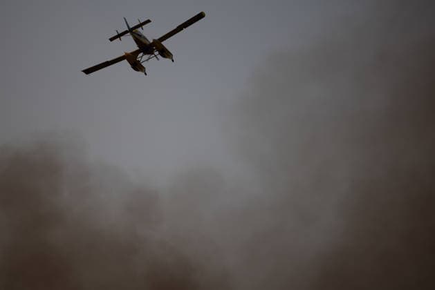The wildfire in Niebla, Huelva, remains active, with more than 4,000 hectares affected The wildfire in Niebla, Huelva, remains active, with more than 4,000 hectares affected August 8, 2026, in Niebla, Huelva, Andalusia, Spain The wildfire that broke out this past Thursday in the Raboconejo area of Niebla, Huelva, has spread to over 4,000 hectares, and the emergency phase—Operational Level 2—remains in effect, due to constantly shifting winds that are hampering the efforts of more than 300 firefighters working to extinguish it. AUGUST 8, 2026 Niebla, Huelva, Andalusia, Spain Niebla, Huelva, Andalusia, Spain Spain  Copyright: xClaraxCarrascox 7706212