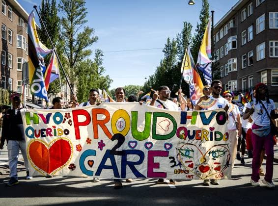 AMSTERDAM - Participants in the Pride March are walking towards Museumplein. The peaceful protest march marks the conclusion of WorldPride, which took place in Amsterdam this year. SEM VAN DER WAL ANP netherlands out - belgium out  Copyright: xx x565089002x originalFilename: 565089002.jpg