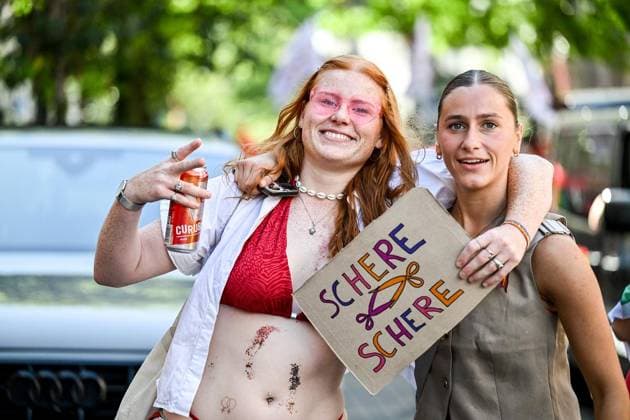 Ruhr Pride CSD ** NUR FÜR REDAKTIONELLE ZWECKE ** EDITORIAL USE ONLY **<p>Ruhr Pride CSD am Samstag, 8. August 2026 in Essen. Tausende nehmen an der Queeren Parade teil. Deutschland NRW Essen Copyright: VladimirxWegener *** Ruhr Pride CSD ** FOR EDITORIAL PURPOSES ONLY ** EDITORIAL USE ONLY ** p Ruhr Pride CSD on Saturday, August 8, 2026, in Essen Thousands take part in the Queer Parade Germany North Rhine-Westphalia Essen Copyright VladimirxWegener Copyright: VladimirxWegener doc872la7gyxkk17dqmvvm6 ,EDITORIAL USE ONLY