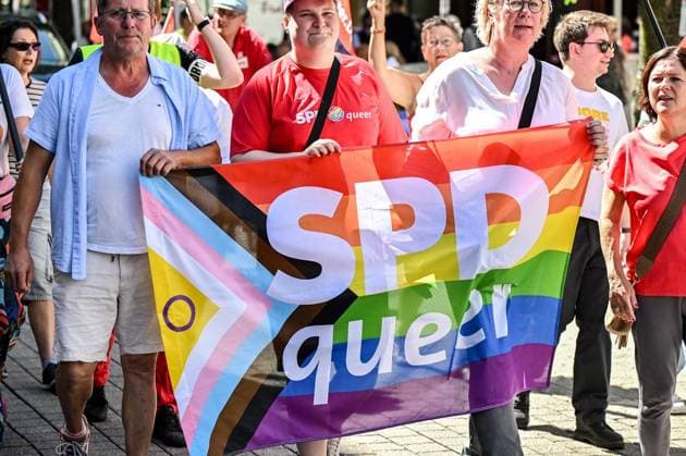 Ruhr Pride CSD ** NUR FÜR REDAKTIONELLE ZWECKE ** EDITORIAL USE ONLY **<p>Ruhr Pride CSD am Samstag, 8. August 2026 in Essen. Tausende nehmen an der Queeren Parade teil. Deutschland NRW Essen Copyright: VladimirxWegener *** Ruhr Pride CSD ** FOR EDITORIAL PURPOSES ONLY ** EDITORIAL USE ONLY ** p Ruhr Pride CSD on Saturday, August 8, 2026, in Essen Thousands take part in the Queer Parade Germany North Rhine-Westphalia Essen Copyright VladimirxWegener Copyright: VladimirxWegener doc872laypvyud1mks3vtj ,EDITORIAL USE ONLY