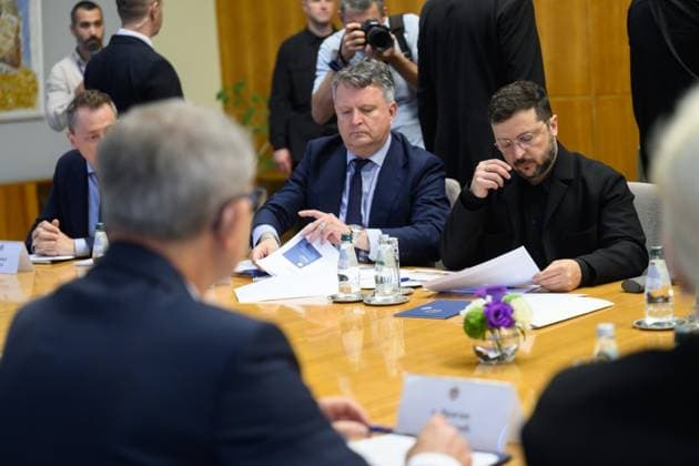 Zelensky meets Serbian president during first official visit to Belgrade Ukrainian President Volodymyr Zelensky meets Serbian President Aleksandar Vucic and other officials during an official visit to Belgrade, Serbia, on August 8, 2026. The visit, Zelensky s first to Serbia, comes as the two countries seek to strengthen bilateral relations and discuss security, economic cooperation, and relations with the European Union. Photo by PRESIDENT OF UKRAINE apaimages Ukraine Ukraine Ukraine 080826_Serbia_UPO_00(22).jpeg Copyright: xapaimagesxPRESIDENTxOFxUKRAINEx xapaimagesx
