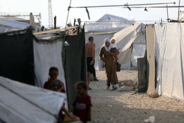 Displaced Palestinians endure harsh conditions in Gaza City beach tents Displaced Palestinians struggle to continue their daily lives inside deteriorating tents crowded along the beach in Gaza City, on August 7, 2026. Families face harsh living conditions amid prolonged displacement and the war. Photo by Bilal Osama apaimages Gaza city Gaza Strip Palestinian Territory 080826_Gaza_BO_03(3) Copyright: xapaimagesxBilalxOsamax xapaimagesx