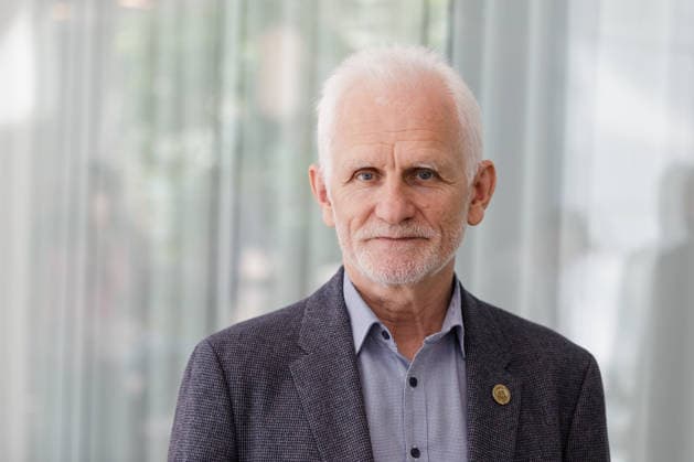 August 8, 2026, Warsaw, Poland: Nobel Peace Prize laureate Ales Bialiatski poses for photographers during the New Belarus Conference. The New Belarus Conference was held in Warsaw bringing together representatives of Belarusian democratic forces, activists, former political prisoners, civil society representatives and international partners. The conference was held ahead of the sixth anniversary of the August 2020 presidential election in Belarus and focused on political and social changes in recent years, support networks for Belarusians and Belarus, the regional outlook and the role of Belarusian democratic forces in these processes. Warsaw Poland - ZUMAs197 20260808_aaa_s197_062 Copyright: xVolhaxShukailax