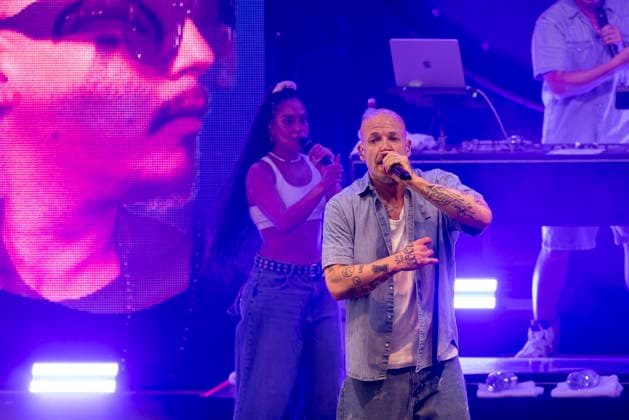 Culcha Candela live beim Monster Open Air im Amphitheater Hanau Culcha Candela live im Amphitheater Hanau, Auftritt von Culcha Candela beim Monster Open Air, Open-Air-Konzert am 8. August 2026 in Hanau, Konzertbeginn gegen 19:30 Uhr, Culcha Candela während des Live-Auftritts auf der Bühne, Musiker und Sänger während des Konzerts, Background-Tänzer und Background-Sänger während der Bühnenshow, Tanz- und Gesangseinlagen auf der Bühne, Live-Musik vor Publikum, Bühnenshow und Konzertatmosphäre im Amphitheater Hanau, Fans und Konzertbesucher während der Veranstaltung, gastronomisches Angebot mit Speisen und Getränken auf dem Veranstaltungsgelände, sommerliches Open-Air-Konzert in Hanau, Hessen, Deutschland. Hanau Main-Kinzig-Kreis
