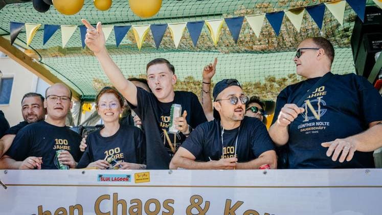 Cranger Kirmesumzug - Einen Tag nach dem dem Auftakt: Cranger Kirmesumzug durch die Stadt im Livestream bei der WAZ. Am 08.08.2026 in Herne ** NUR FÜR REDAKTIONELLE ZWECKE ** EDITORIAL USE ONLY **<p>Cranger Kirmesumzug - Einen Tag nach dem dem Auftakt: Cranger Kirmesumzug durch die Stadt im Livestream bei der WAZ. Am 08.08.2026 in Herne Herne Copyright: ChristophxJendral *** Cranger Kirmes Parade: One day after the kickoff, the Cranger Kirmes parade through the city will be livestreamed by the WAZ on August 8, 2026, in Herne ** FOR EDITORIAL USE ONLY ** EDITORIAL USE ONLY ** p Cranger Kirmes Parade One day after the kickoff, the Cranger Kirmes parade through the city was livestreamed by the WAZ on August 8, 2026, in Herne Herne Copyrig Copyright: ChristophxJendral doc872nm7ebs7qmwls2120r ,EDITORIAL USE ONLY