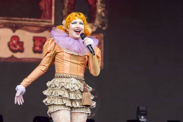 August 8, 2026, San Francisco, California, USA: MICHELLE BUZZ of Haute & Freddy during Outside Lands Music Festival in San Francisco, California San Francisco USA  - ZUMAs135 20260808_zap_s135_046 Copyright: xDanielxDeSloverx