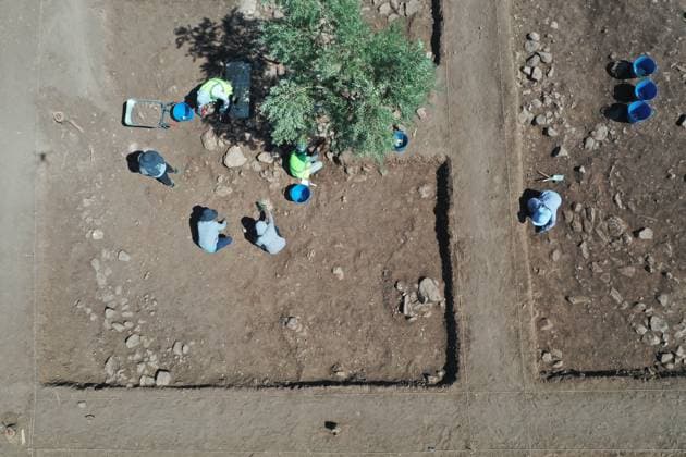 Archaeologists uncover traces of Neolithic period at Turkiye s Yogunburc site SANLIURFA, TURKIYE - AUGUST 9: Archaeologists conduct excavations at the Yogunburc archaeological site in Sanliurfa, Turkiye, on August 9, 2026. The team is carrying out archaeological work as part of the Turkish Ministry of Culture and Tourism s Tas Tepeler (Stone Hills) Project, uncovering traces dating back to the Neolithic period. Esber Ayaydin Anadolu Sanliurfa Turkey. Editorial use only. Please get in touch for any other usage.  Copyright: x2026xAnadoluxEsberxAyaydinx