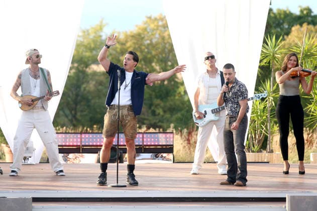 Andreas Gabalier und Pietro Basile in der ZDF-Musikshow Die Giovanni Zarrella Show - Die große Sommerparty auf dem Mainzer Lerchenberg. Mainz, 08.08.2026 *** Andreas Gabalier and Pietro Basile on the ZDF music show *The Giovanni Zarrella Show: The Big Summer Party at Lerchenberg in Mainz*, Mainz, August 8, 2026 Foto:xAgenturxWehnertx xGränzdörferx xFuturexImagex zarrella_mainz_6834