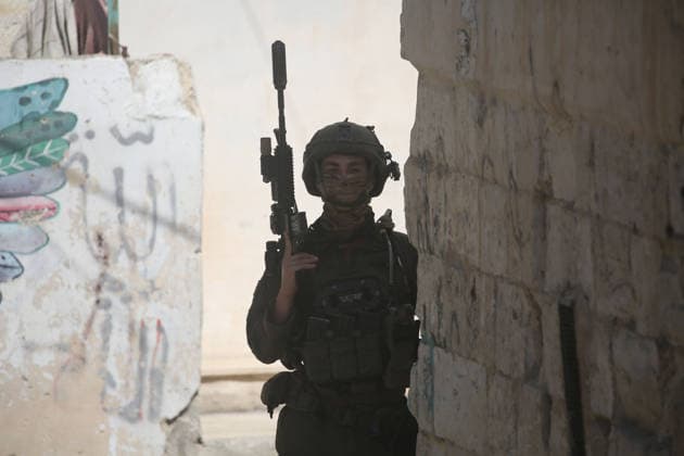 Israeli soldiers patrol Old City market in Nablus Armed Israeli soldiers patrol on foot through a market in the Old City of Nablus in the occupied West Bank, on August 9, 2026. The patrol takes place amid an Israeli security presence and heightened violence and tensions in the occupied Palestinian territories since the war in Gaza began in October 2023. Photo by Mohammed Nasser apaimages Nablus West Bank Palestinian Territory 090826_Nablus_MN_00(2) Copyright: xapaimagesxMohammedxNasserx xapaimagesx