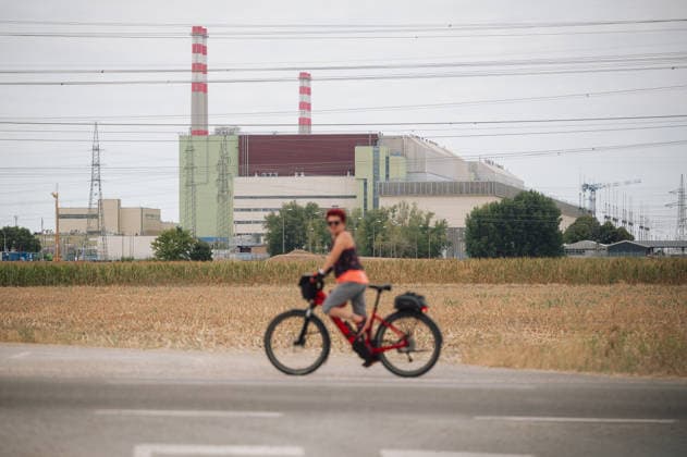 Hungarian nuclear power plant Paks runs on minimum due to water shortage PAKS, HUNGARY - AUGUST 9: General view of the Paks Nuclear Power Plant in Paks, Hungary on August 9, 2026. The plant is currently operating with only one of its four reactors at minimum output, an unprecedented situation in its nearly 40-year history, as historically low Danube water levels caused by severe drought have constrained the plant’s cooling capacity. Robert Nemeti Anadolu Paks Hungary. Editorial use only. Please get in touch for any other usage.  Copyright: x2026xAnadoluxRobertxNemetix