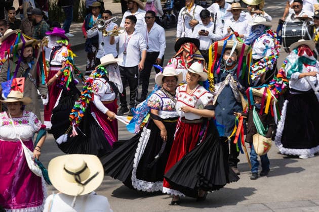 August 9, 2026, Mexico City, Mexico: The Mexico City government held the 17th Mega Calenda 2026, a cultural parade that traveled from the Angel of Independence along Paseo de la Reforma to the citys Zocalo, featuring participants in traditional clothing, dances and music, as part of International Indigenous Peoples Day and the 12th Festival of Indigenous Cultures, Indigenous Peoples and Native Neighborhoods of Mexico City. Mexico City Mexico - ZUMAl178 20260809_znp_l178_026 Copyright: xCristianxLeyvax