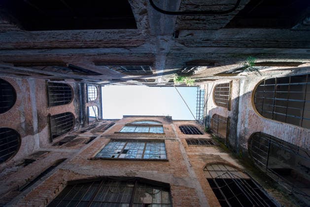 SaO PAULO, SP - 09.08.2026: A MOSTRA APOCALIPSE DE ALEX FLEMMING EM SP - The exhibition Apocalypse, by artist Alex Flemming, was presented this Sunday (9), at Palacete da SÃ , in the Historic Center of Sao Paulo. The series of paintings stems from the artist& 39;s reflection on the terrorist attacks on the Bataclan Theatre, in Paris. The historic building, built in 1919, was designed by architect Ramos de Azevedo. In the photo, interior of Palacete da SÃ . x2995936x  VincentxBosson