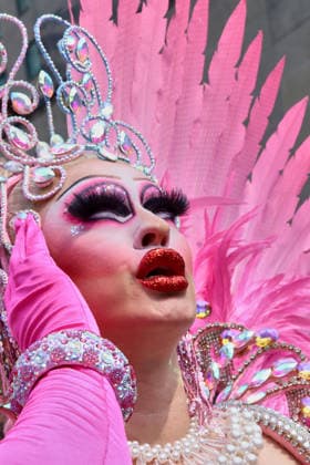 LGBTIQ Community Celebrate 20th Annual Pride A drag queen taking part during the 20th annual Montreal Pride parade in downtown Montreal, Canada, on August 9, 2026. (Photo by Horacio Zamora Eyepix Group) Copyright: xHoracioxZamorax xEyepixxGroupx HZ_09082026_195369
