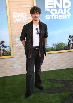 ˜The End of Oak Street™ World Premiere Pilot Bunch arriving to The End of Oak Street world premiere held at the Steven J. Ross Theater on August 8, 2026 in Burbank, CA. Burbank Steven J. Ross Theater California USA Copyright: xLisaxOConnorx xAFF-USA.comx