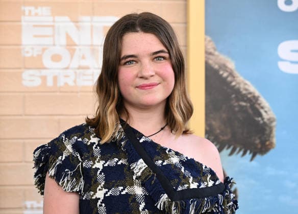 ˜The End of Oak Street™ World Premiere Raegan Revord arriving to The End of Oak Street world premiere held at the Steven J. Ross Theater on August 8, 2026 in Burbank, CA. Burbank Steven J. Ross Theater California USA Copyright: xLisaxOConnorx xAFF-USA.comx