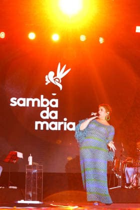 ARCOVERDE, PE - 09.08.2026: APRESENTAcaO DE MARIA RITA EM ARCOVERDE PE - On the main stage of the Pernambuco Meu Pais Festival in Arcoverde, Pernambuco, Maria Rita, accompanied by her musicians, presented her show "Samba da Maria". x2996078x  PabloxDexLuca