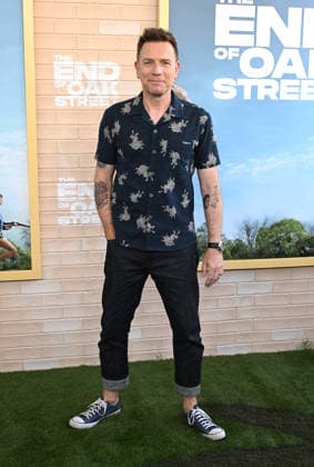˜The End of Oak Street™ World Premiere Ewan McGregor arriving to The End of Oak Street world premiere held at the Steven J. Ross Theater on August 8, 2026 in Burbank, CA. Burbank Steven J. Ross Theater California USA Copyright: xLisaxOConnorx xAFF-USA.comx
