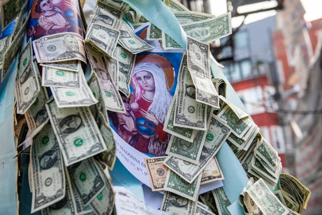 August 9, 2026, Boston, Massachusetts, USA: The image of the saint is returned to its home during the Feast of the Madonna Della Cava in the North End of Boston, Massachusetts on August 9, 2026. Boston USA - ZUMAp158 20260809_aap_p158_007 Copyright: xJosephxPreziosox