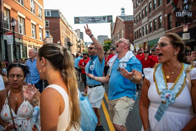 August 9, 2026, Boston, Massachusetts, USA: People dance in the street during the Feast of the Madonna Della Cava in the North End of Boston, Massachusetts on August 9, 2026. Boston USA  - ZUMAp158 20260809_aap_p158_020 Copyright: xJosephxPreziosox