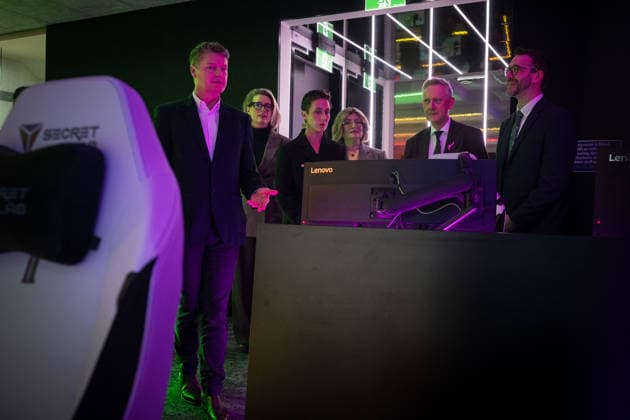 BEN CARROLL PRESSER, Victorian Premier Ben Carroll and Victorian Deputy Premier Gabrielle Williams with the Director of the School Stephen Manitta, the Vice Chancellor of Victoria University Adam Shoemaker, Natalie Suleyman and Sarah Connolly during a tour of the new Brimbank Tech School at the Victoria University Sunshine Campus in Melbourne, Monday, August 10, 2026. ( NO ARCHIVING MELBOURNE VICTORIA AUSTRALIA  Copyright: xCHRISTOPHERxHOPKINSx 20260810199019681500